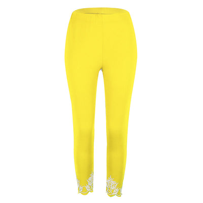 Pantalones Capri Ajustados con Estampado Reductor - Image 9