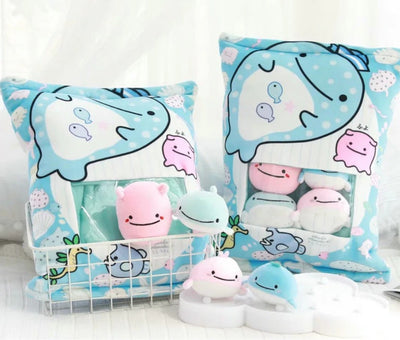 Bolsa Grande de Snacks Deliciosos y Peluches Suaves - Image 22