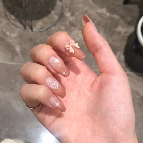 Uñas Postizas Degradado Milk Tea con Moño