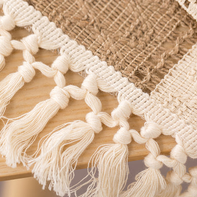 Camino de Mesa Decorativo con Patrón Hueco y Borlas - Image 9