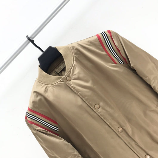 Chaqueta Corta para Hombre Acolchada en Plumón de Pato Blanco Cálido - Image 15