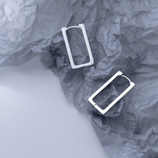 Aretes Rectangulares Calados de Moda