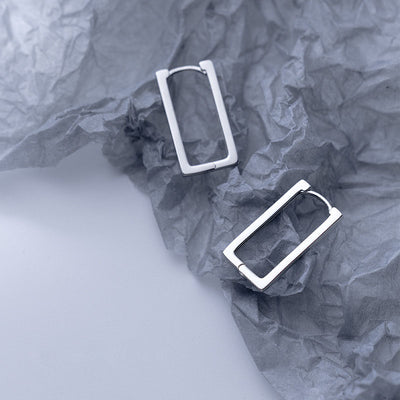Aretes Rectangulares Calados de Moda