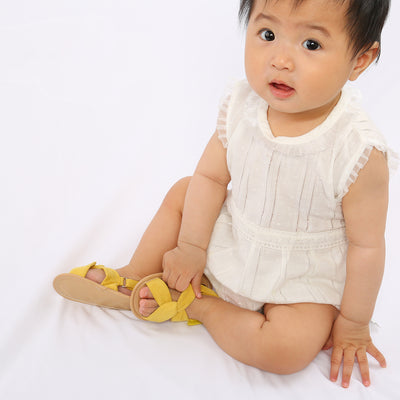 Sandalias Princesa para Bebé con Suela Suave y Diseño Hueco - Image 4