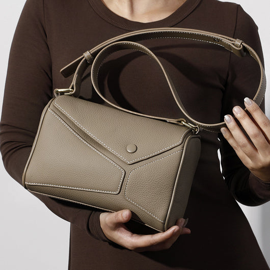 Bolso Crossbody de Cuero Genuino para Mujer - Piel de Vaca Premium - Image 7
