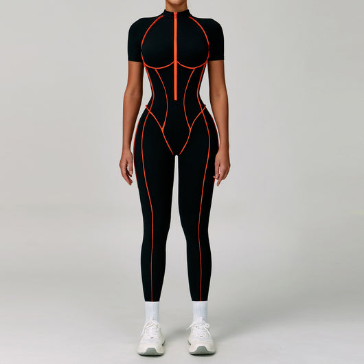 Jumpsuit Deportivo con Espalda Abierta y Detalles en Contraste - Image 6