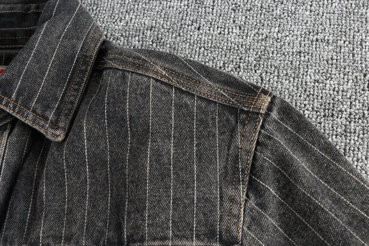 Camisa Denim Retro Británica a Rayas Negras y Grises para Hombre - Image 17