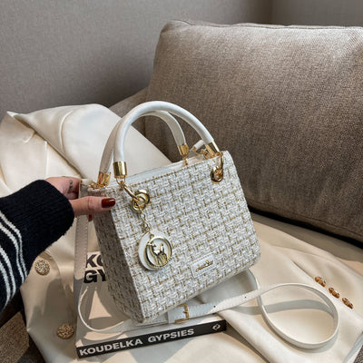 Bolso de Moda para Mujer Tipo Mensajero Bandolera - Image 8