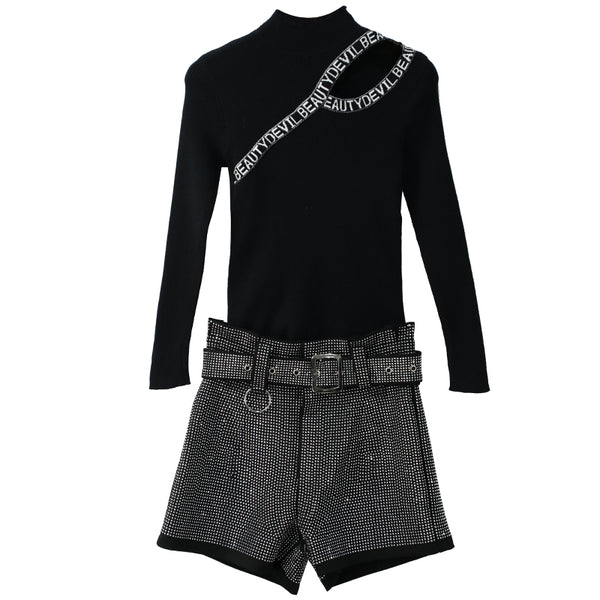 Conjunto de Dos Piezas: Suéter Tejido Elegante y Short de Cintura Alta