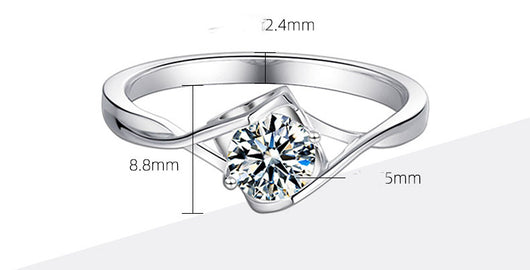 Anillo de Moissanita 0.5 Quilates Elegante y Minimalista - Image 2