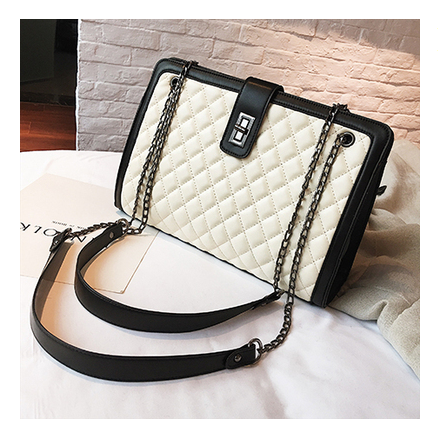 Bolso Bandolera Coreano para Niña con Cadena Dorada - Image 12