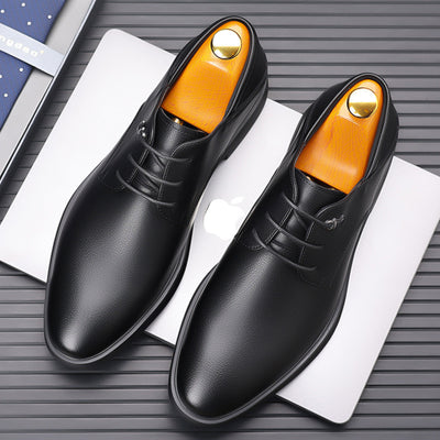 Zapatos de Vestir Ejecutivos en Cuero Suave con Punta Pronunciada - Image 4