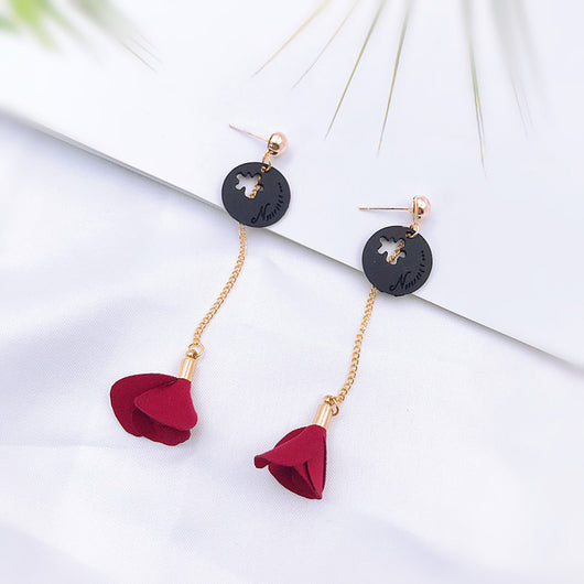 Aretes Coreanos Asimétricos con Flor de Perla y Moño - Image 22