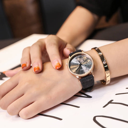 Reloj de Moda Coreana con Flores - Diseño Elegante y Minimalista para Estudiantes - Image 2