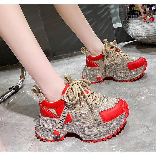 Tenis Deportivos Brillantes con Lentejuelas, Diseño Plateado y Rojo con Cristales - Image 47