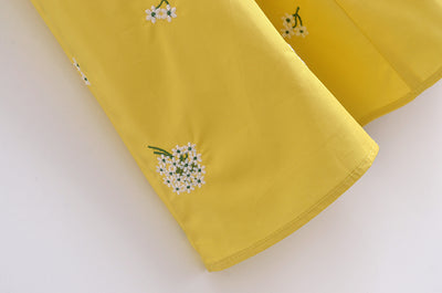 Vestido Floral con Escote Cuadrado y Moño en la Espalda - Image 11
