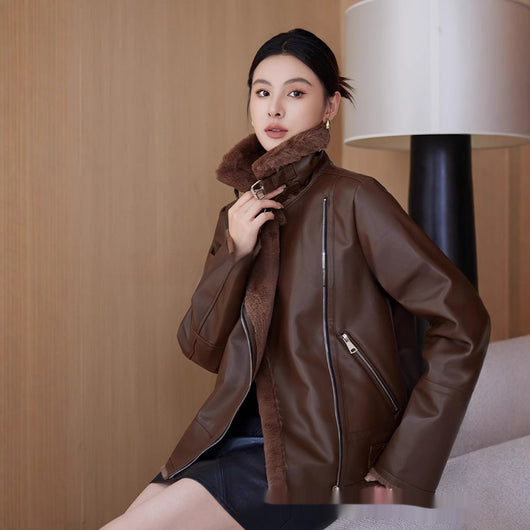 Abrigo de Cuero y Borrego para Mujer - Chaqueta de Moto Invierno Premium - Image 7