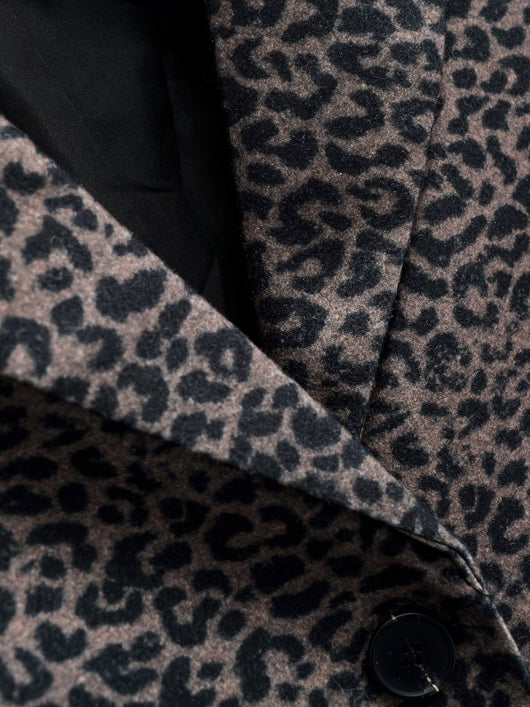 Abrigo Suelto Estampado Animal Print en Mezcla de Telas - Image 9