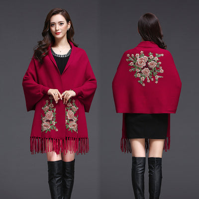 Capa Bordada para Mujer - Abrigo Grueso Elegante con Detalles Artesanales