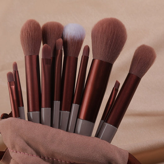 Set de Brochas de Maquillaje Portátil en Bolsa de Tela Suave - Image 5