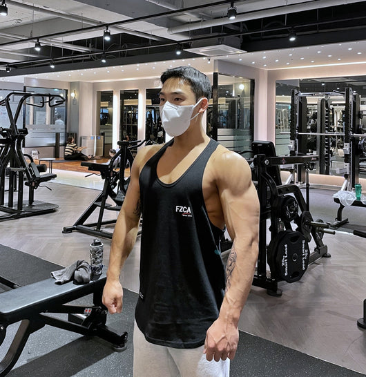 Musculosa Deportiva Elástica para Hombre - Transpirable para Entrenamiento y Verano - Image 28