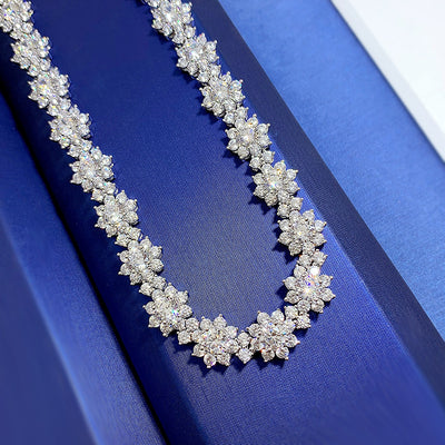 Cadena de Plata 925 con Diamante de Alto Carbono - Diseño Girasol para Escote - Image 2