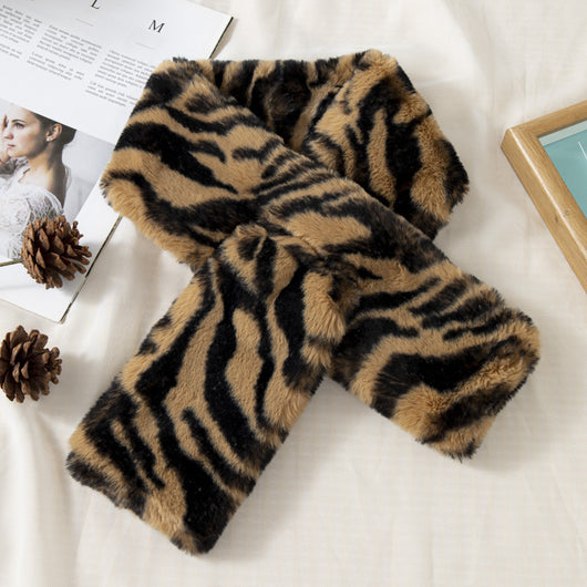 Bufanda de Leopardo Gruesa y Suave para Otoño e Invierno - Image 8