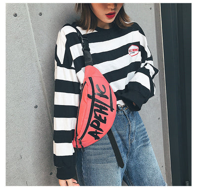 Bolso Bandolera Pequeño con Letras Estampadas en Nylon - Image 11