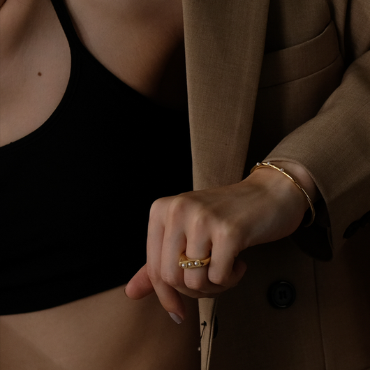 Anillo de Perla Geométrico Minimalista para Mujer - Image 11