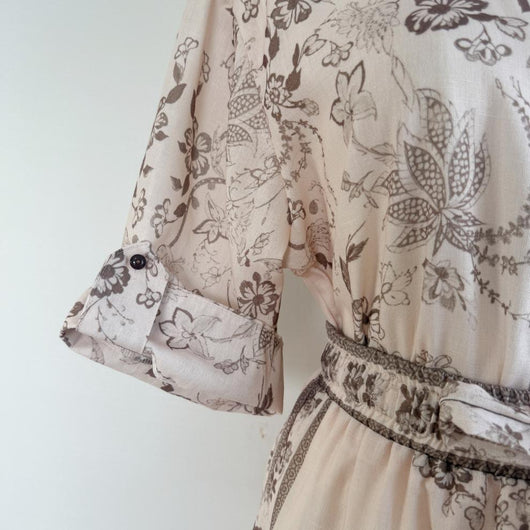 Traje Ejecutivo con Camisa de Manga Enrollada y Pantalón Ancho - Image 11