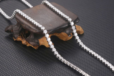 Reloj Pulsera Unisex Acero Inoxidable con Diamantes Incrustados - Image 11