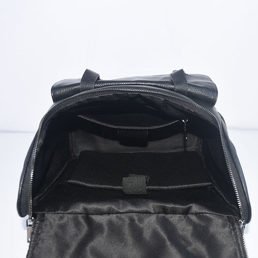 Mochila de Viaje de Cuero Genuino Gran Capacidad Versátil y Duradera - Image 3