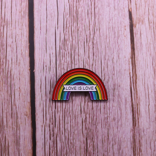 Broche de Cobre Arcoíris Minimalista de Metal
