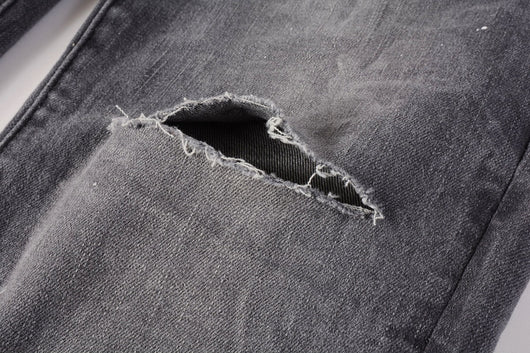Pantalón Vaquero Gris Rotura Rodilla con Efecto Tinta Salpicada - Image 4