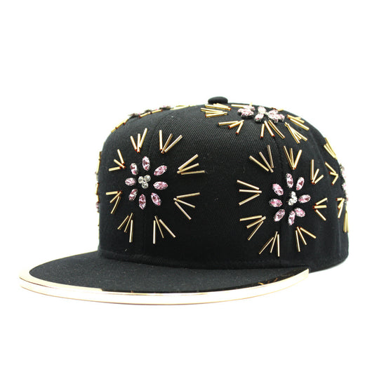 Gorra Hip Hop con Cristales Coloridos y Borde Metálico para Presentaciones - Image 15