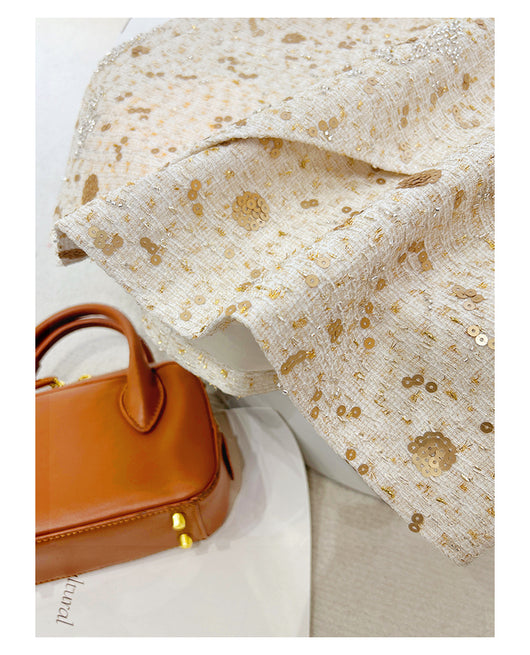 Falda Blanca Corta con Lentejuelas Doradas Diseño A-Line - Image 10
