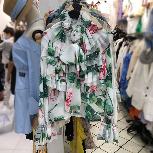 Blusa Elegante de Manga Larga con Volantes y Detalles Fluidos - Image 4