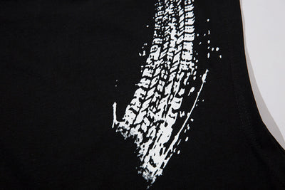 Playera Hombre con Estampa de Letras y Detalle de Chaleco - Image 20