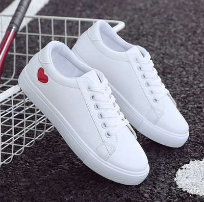 Zapatillas Deportivas de Cuero PU para Mujer con Detalles de Corazón - Image 11