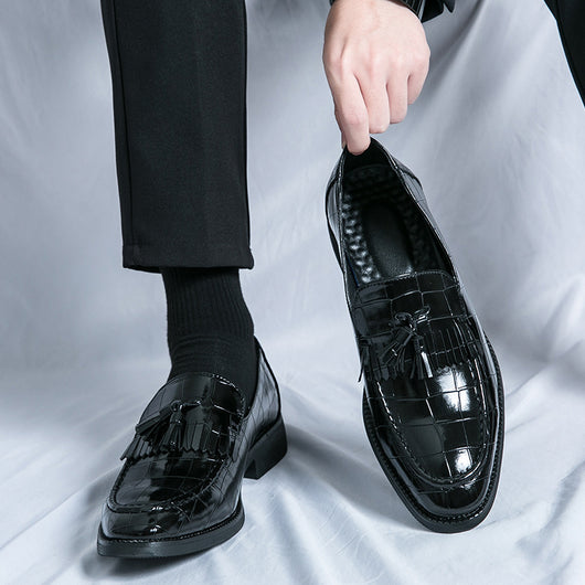 Zapatos de Cuero Estilo Británico con Punta Aguda - Cómodos y Elegantes - Image 3