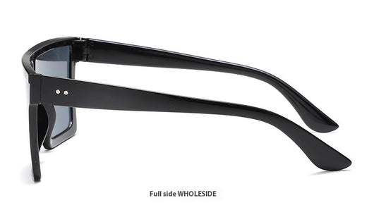 Fashion one-piece large rim sunglasses with a transparent champagne frame and brown gradient lenses. - Image 27