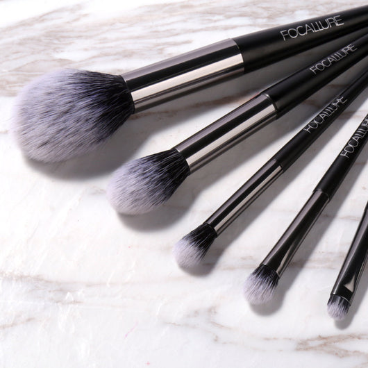 Set de 6 Brochas de Maquillaje de Secado Rápido y Pelo Suave - Image 4