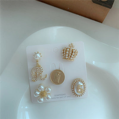 Broche Floral con Perla y Moño Metálico - Image 3