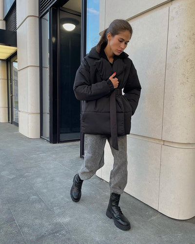 Abrigo de Invierno Entallado para Mujer - Diseño Clásico con Solapa y Cintura Marcada - Image 9