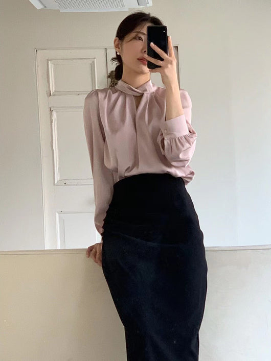 Blusa Elegante con Cuello en V y Mangas Abullonadas - Image 10