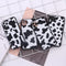 Funda Protectora Celular con Diseño de Manchas de Vaca