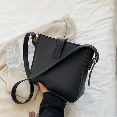 Bolso Mensajero de Gran Capacidad para Commute y Viajes - Image 8