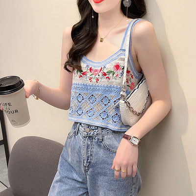 Blusa Sin Mangas con Diseño Bordado en Tejido