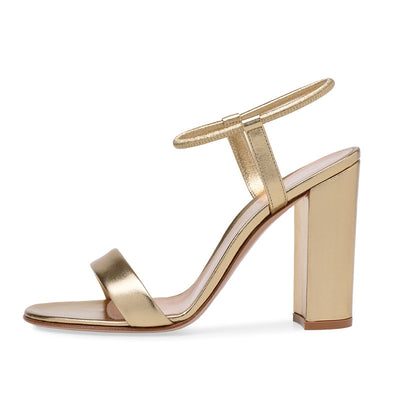 Sandalias de Tacón Alto Doradas y Plateadas para Fiestas y Eventos - Image 6