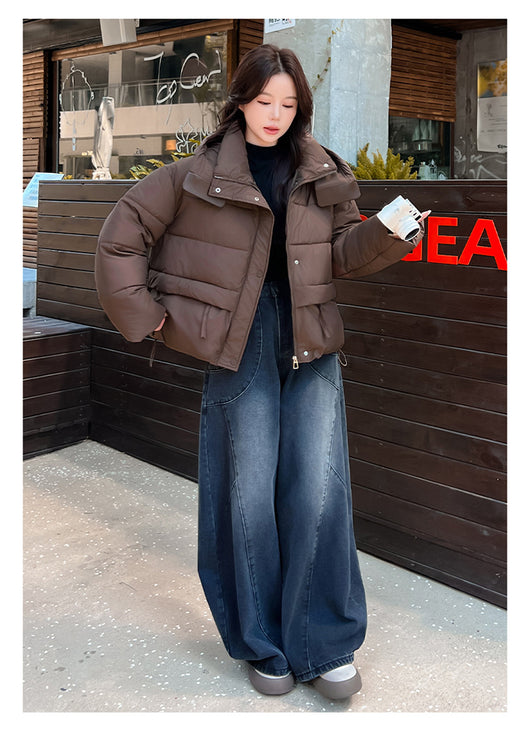 Chaqueta Acolchada de Algodón con Letras Bordadas y Costuras - Image 10